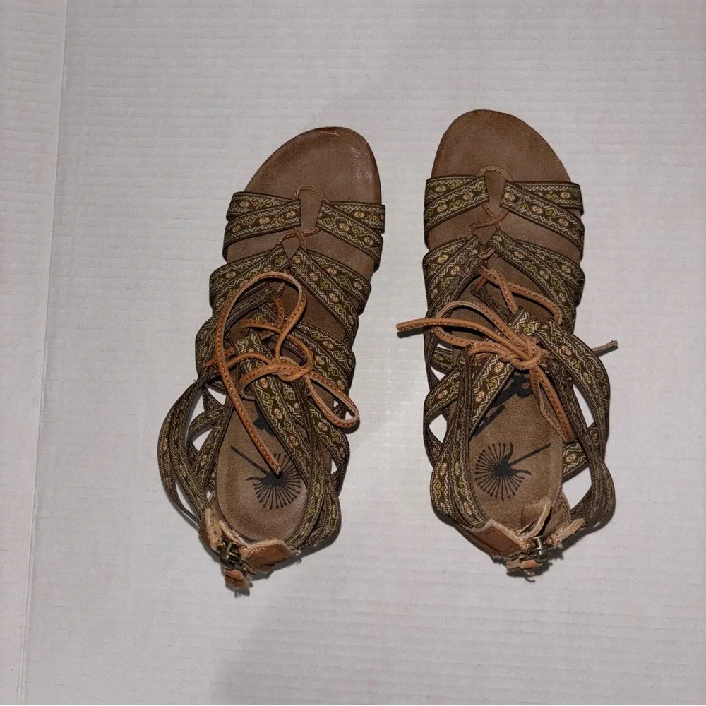 OTBT Way‎ Out Zippered Lace Up Wedge Sandals